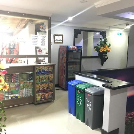 Hotel Calipso 마리닐라 외부 사진