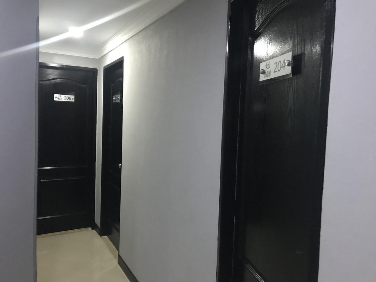 Hotel Calipso 마리닐라 외부 사진